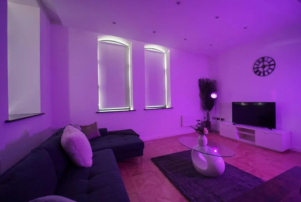 Stylish & Elegant City Centre Apartment Leeds