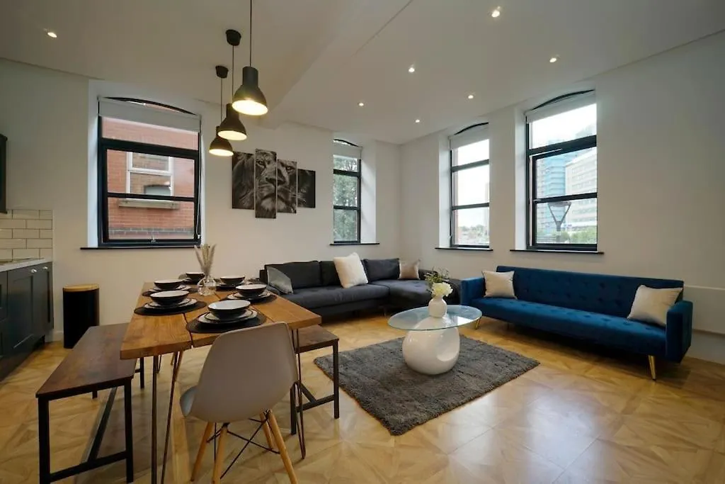 Stylish & Elegant City Centre Apartment Leeds  United Kingdom