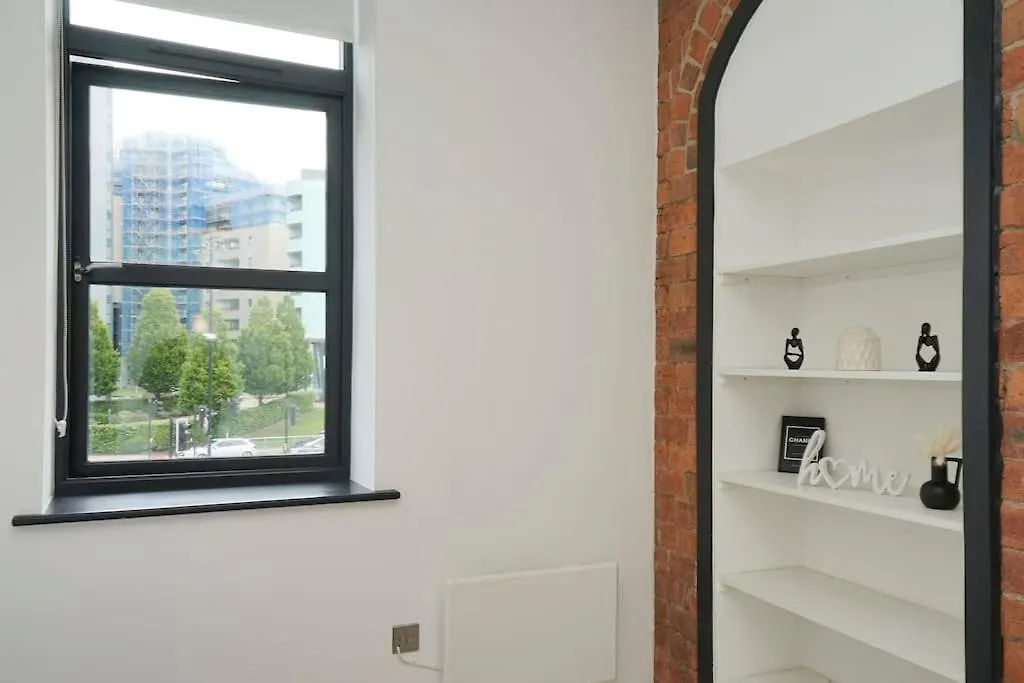 Stylish & Elegant City Centre Apartment Leeds